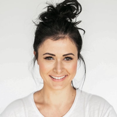 Mia Chen